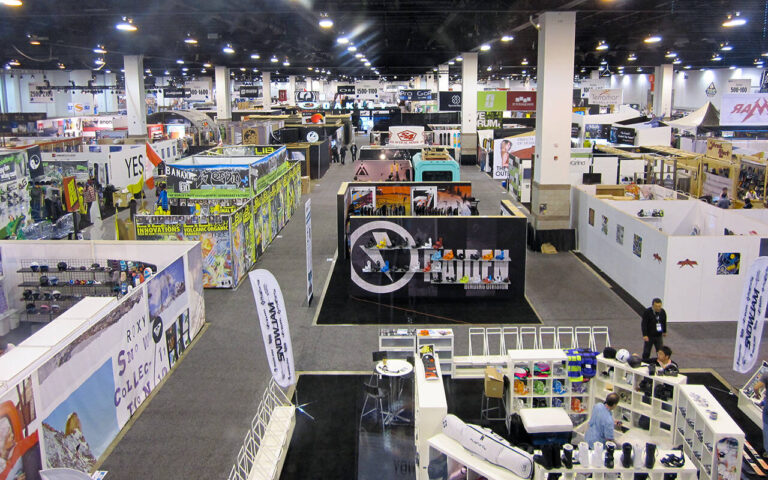 oborove-vystavnictvi